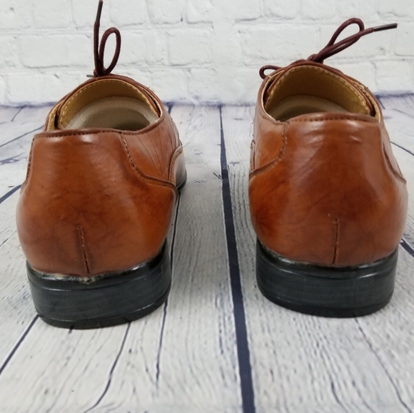 VITTORIO SALDANI | stacked heel tapered toe shoe - Picture 5 of 7